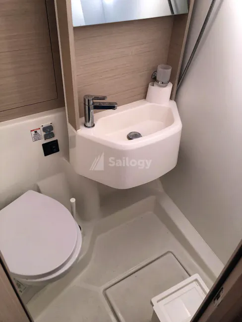 Beneteau Oceanis 51.1