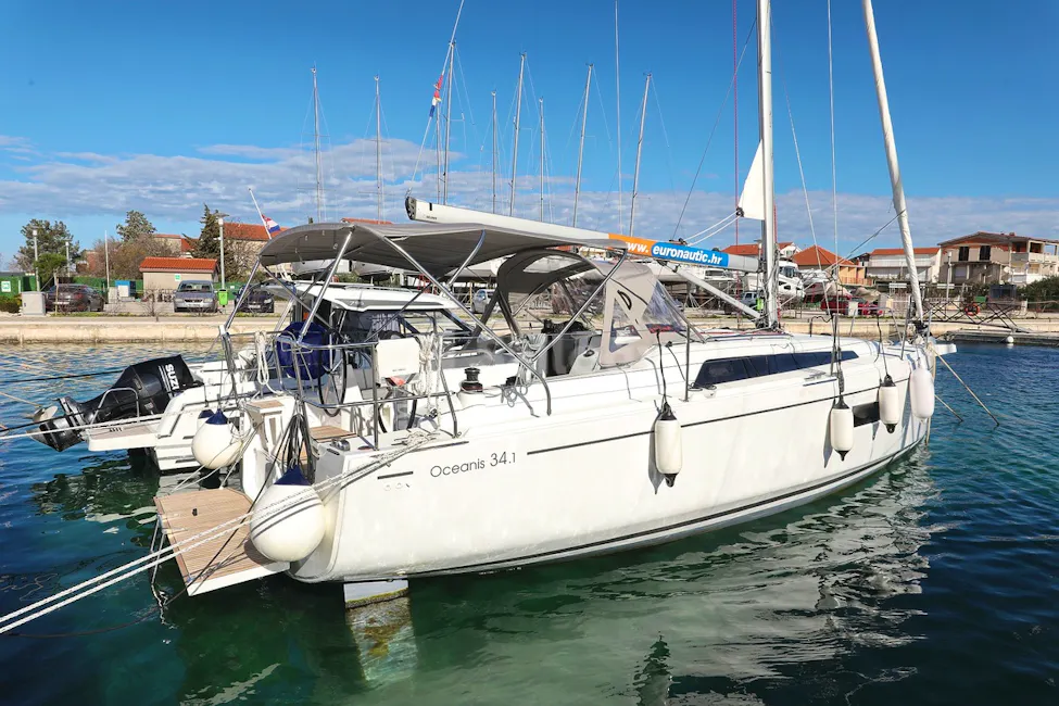 Beneteau Oceanis 34.1