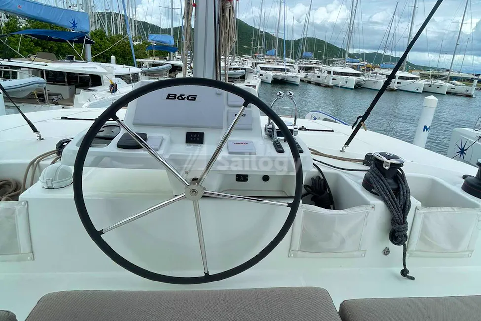 Lagoon 50