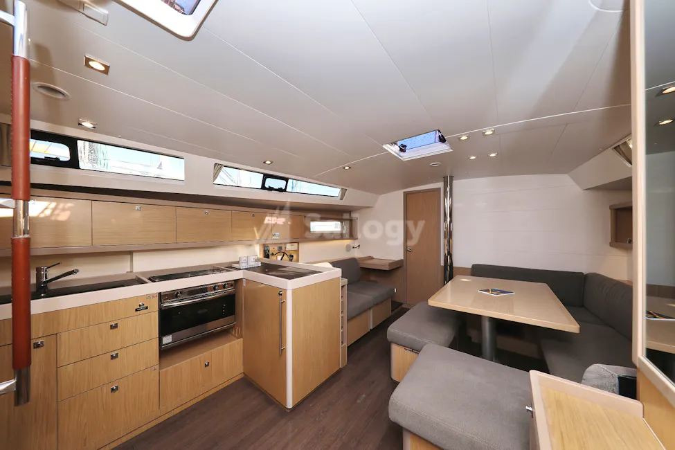 Beneteau Oceanis 45