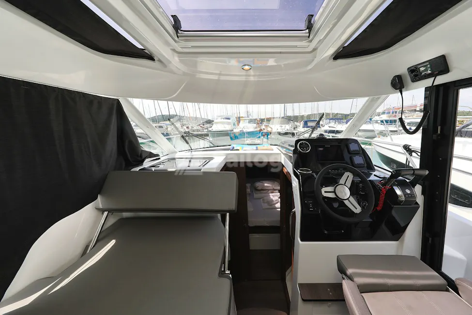 Beneteau Antares 9 OB