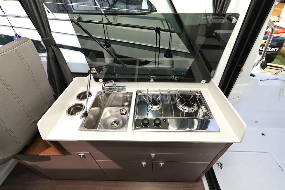 Beneteau Antares 9 OB