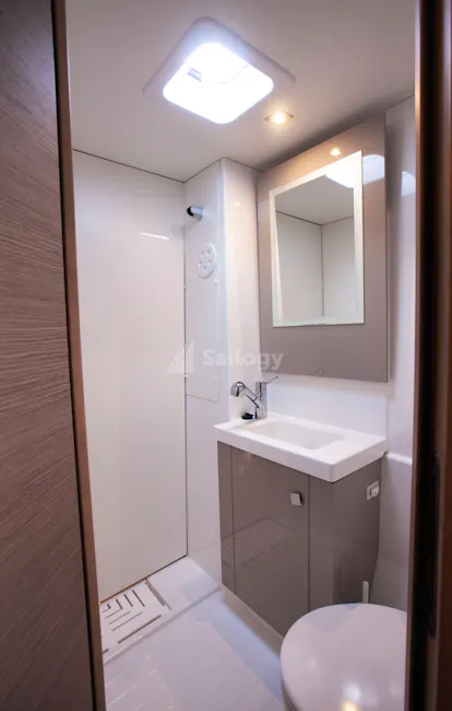 Fountaine Pajot Astrea 42