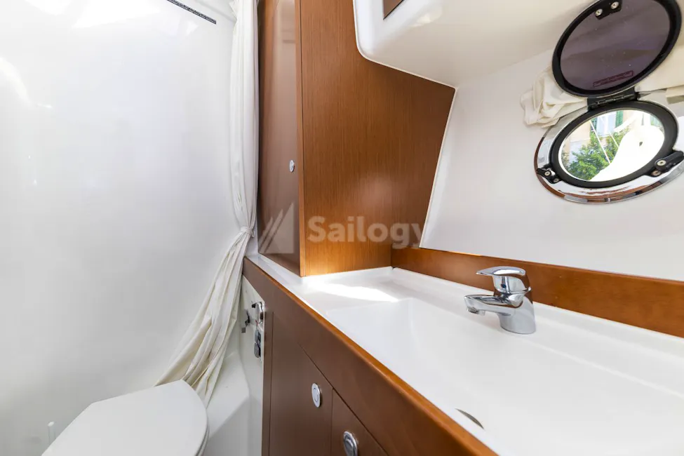 Swift Trawler 34 Fly