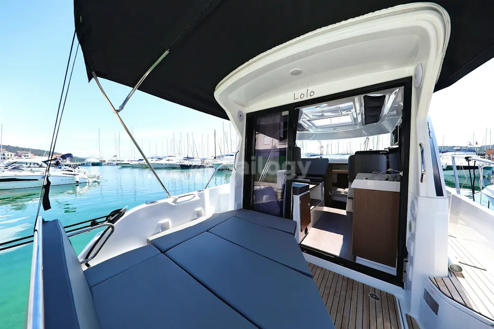 Beneteau Antares 9 OB