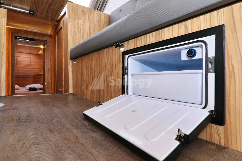 Futura 40 Grand Horizon