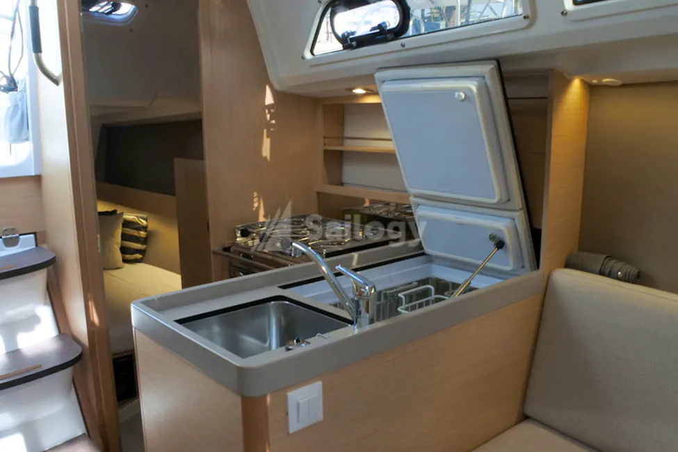 Beneteau Oceanis 30.1