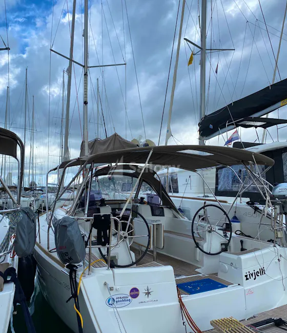Jeanneau Sun Odyssey 389