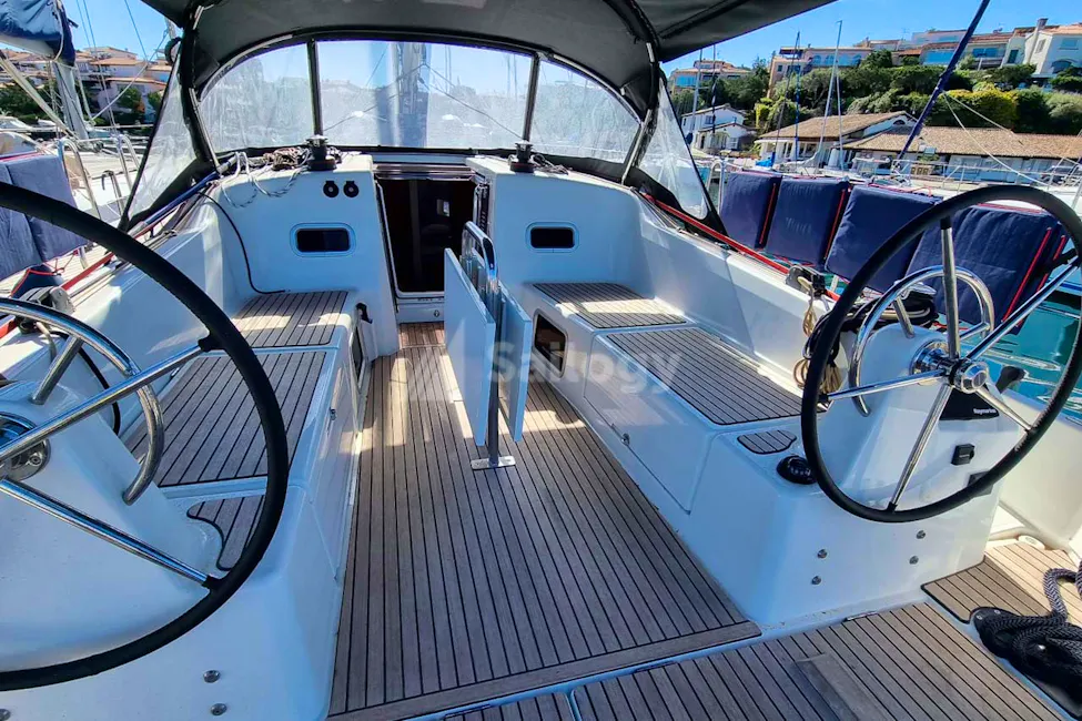 Jeanneau Sun Odyssey 380