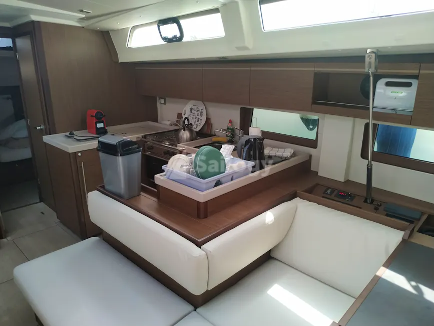 Beneteau Oceanis 51.1