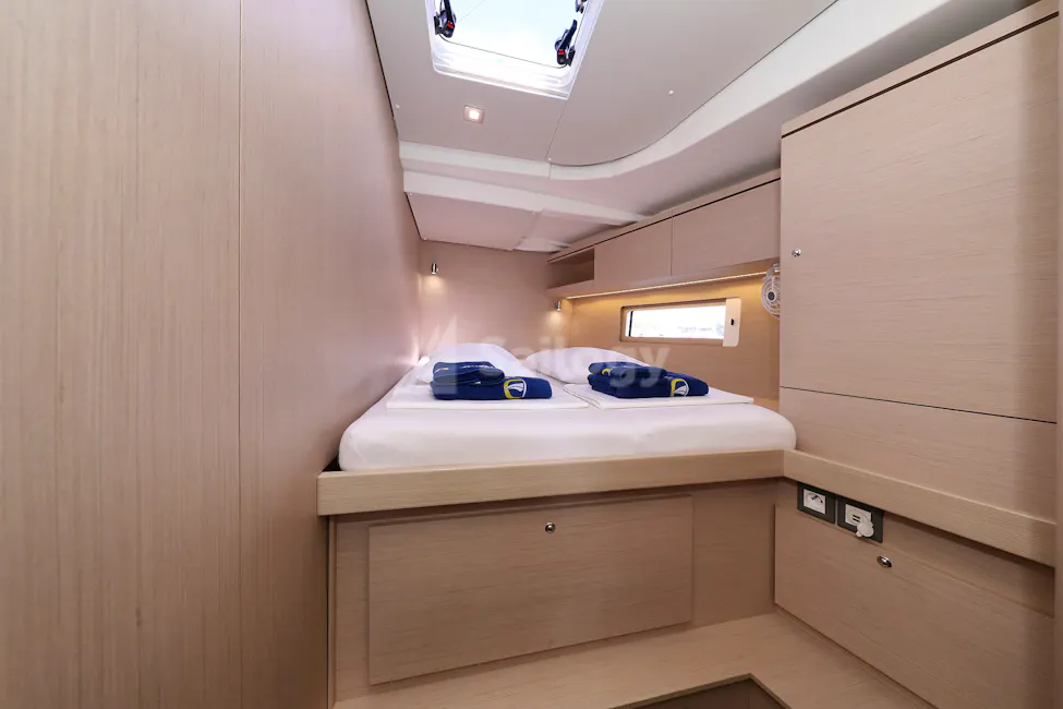 Beneteau Oceanis 51.1