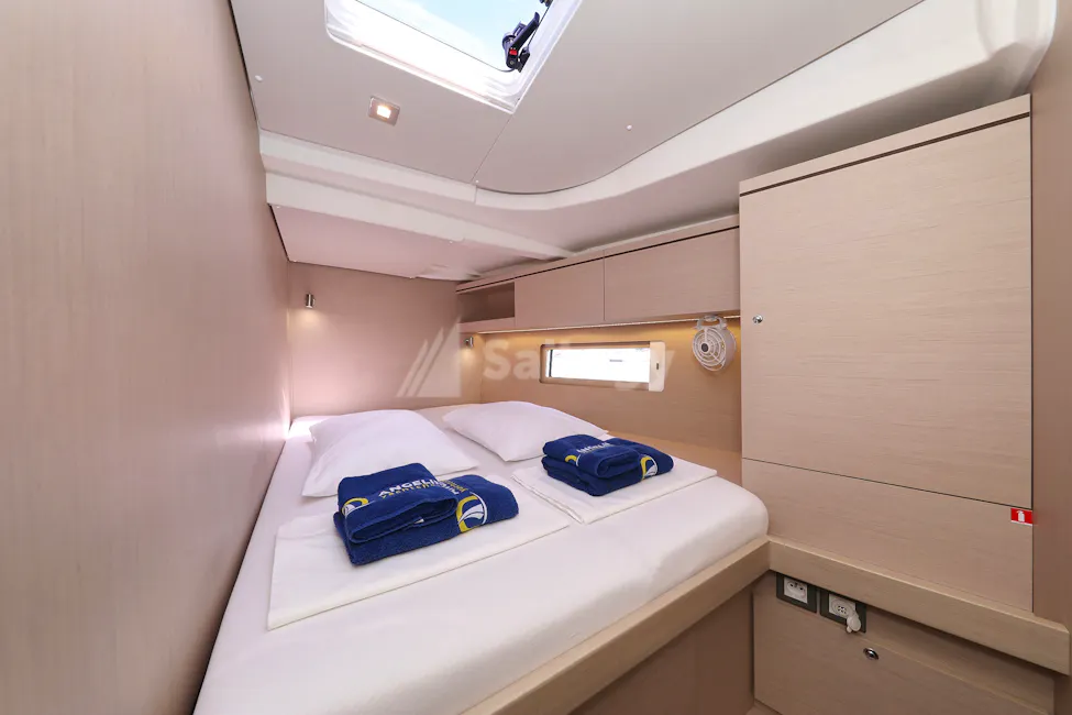 Beneteau Oceanis 51.1