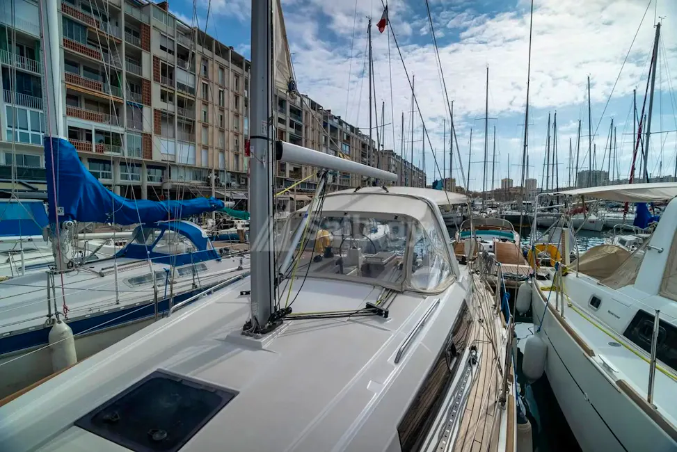 Beneteau Oceanis 35.1
