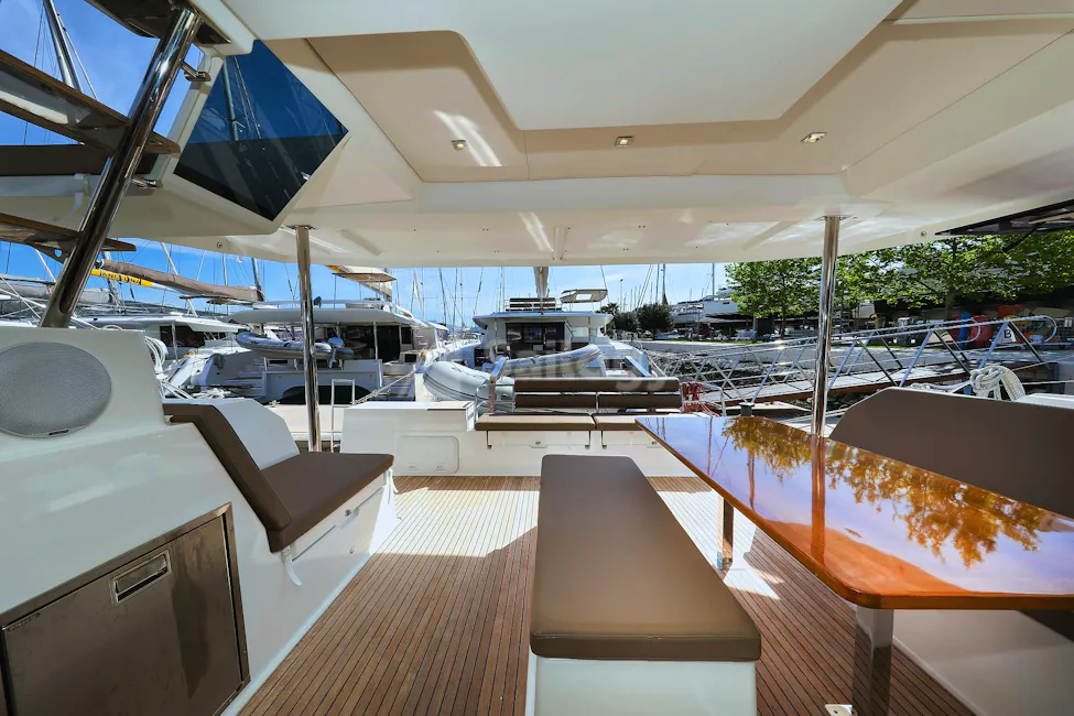 Fountaine Pajot Saona 47