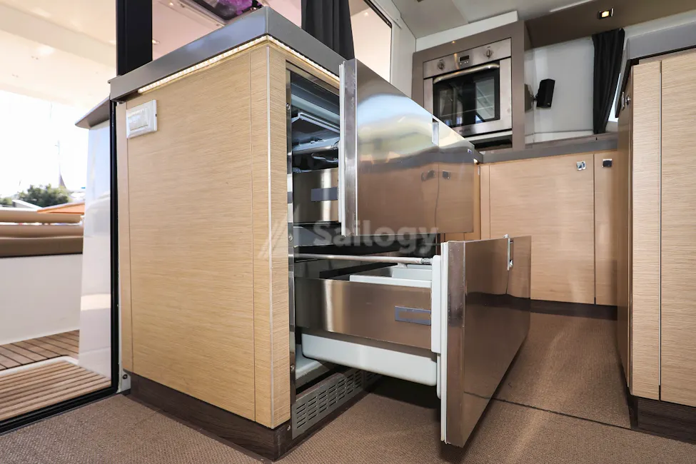 Fountaine Pajot Saona 47