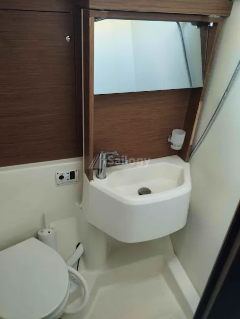 Beneteau Oceanis 51.1