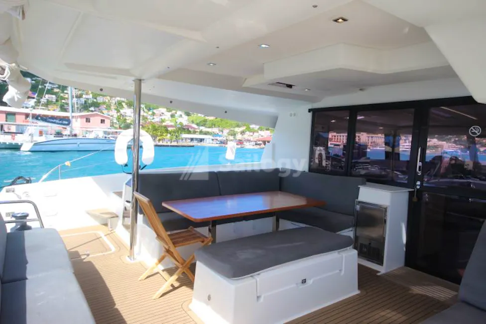 Fountaine Pajot Saona 47