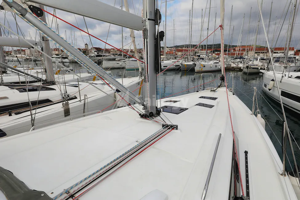 Beneteau Oceanis 41.1