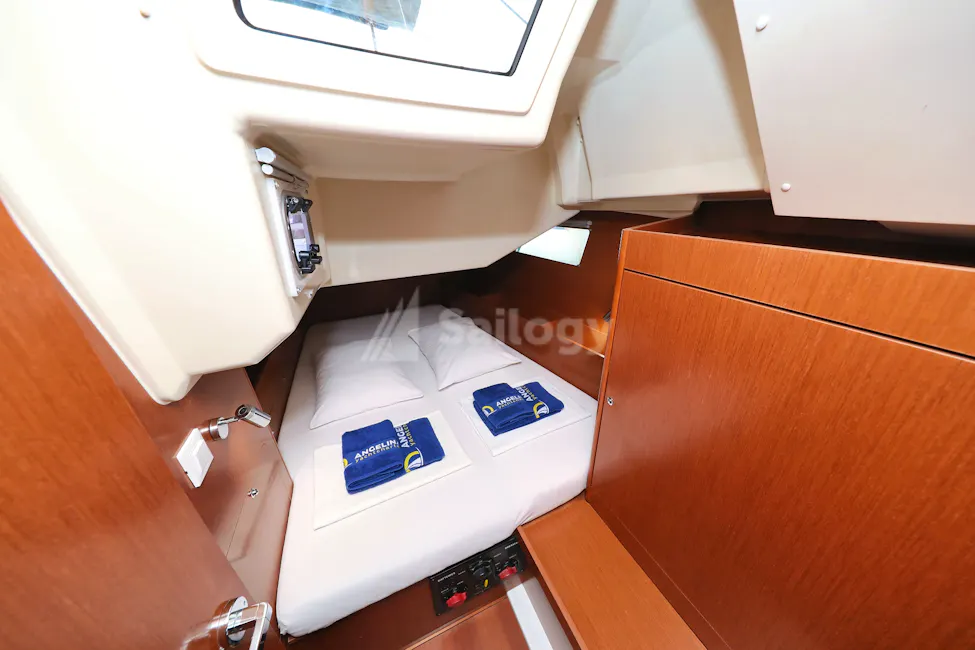 Beneteau Oceanis 41.1