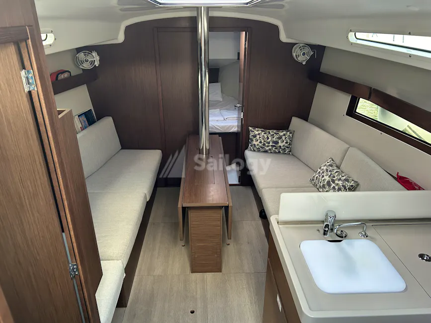 Beneteau Oceanis 34.1