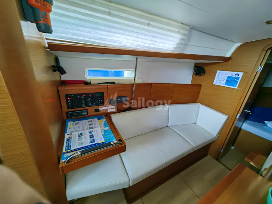 Jeanneau Sun Odyssey 389