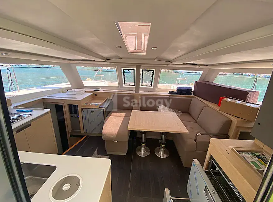 Fountaine Pajot Isla 40