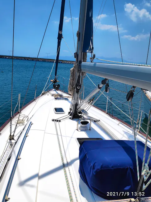Bavaria 44