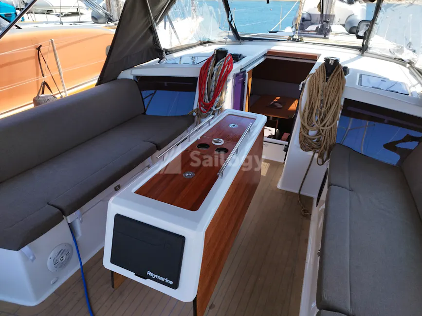 Dufour 430 Grand Large