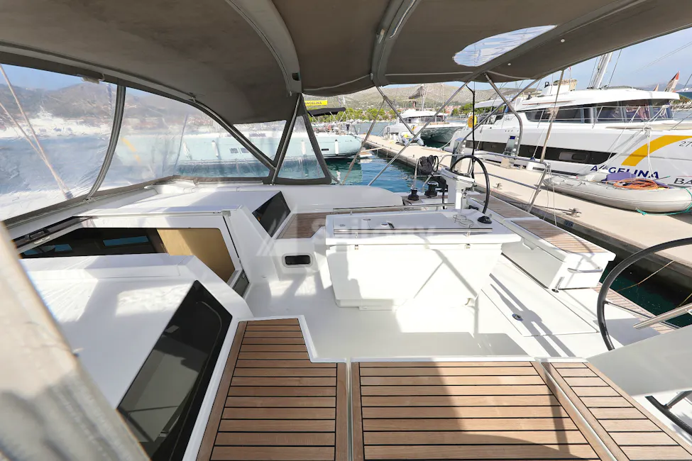 Beneteau Oceanis 46.1