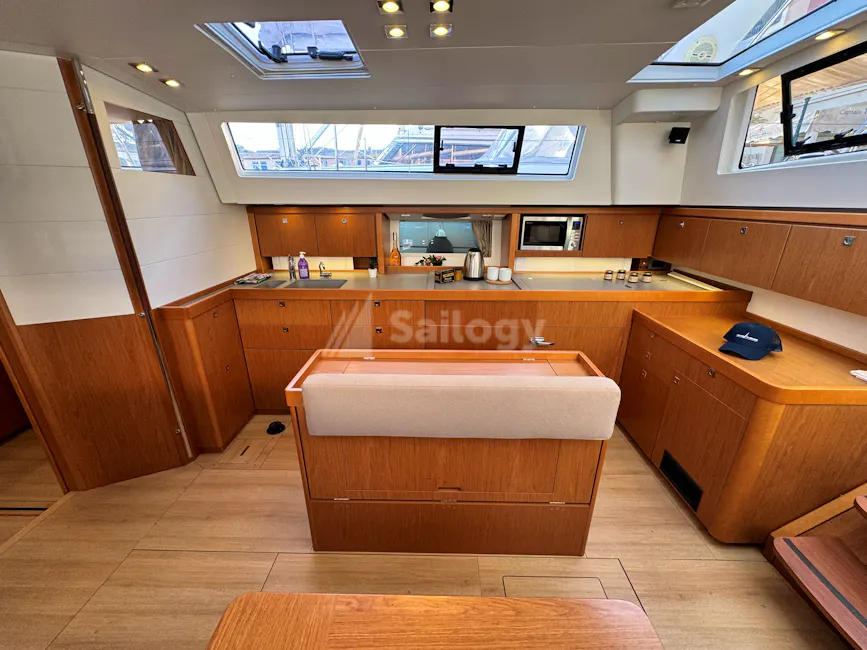 Beneteau Sense 50