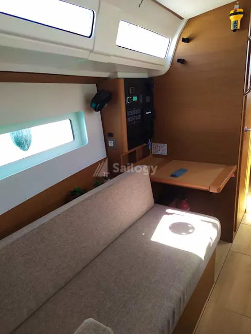 Jeanneau Sun Odyssey 380