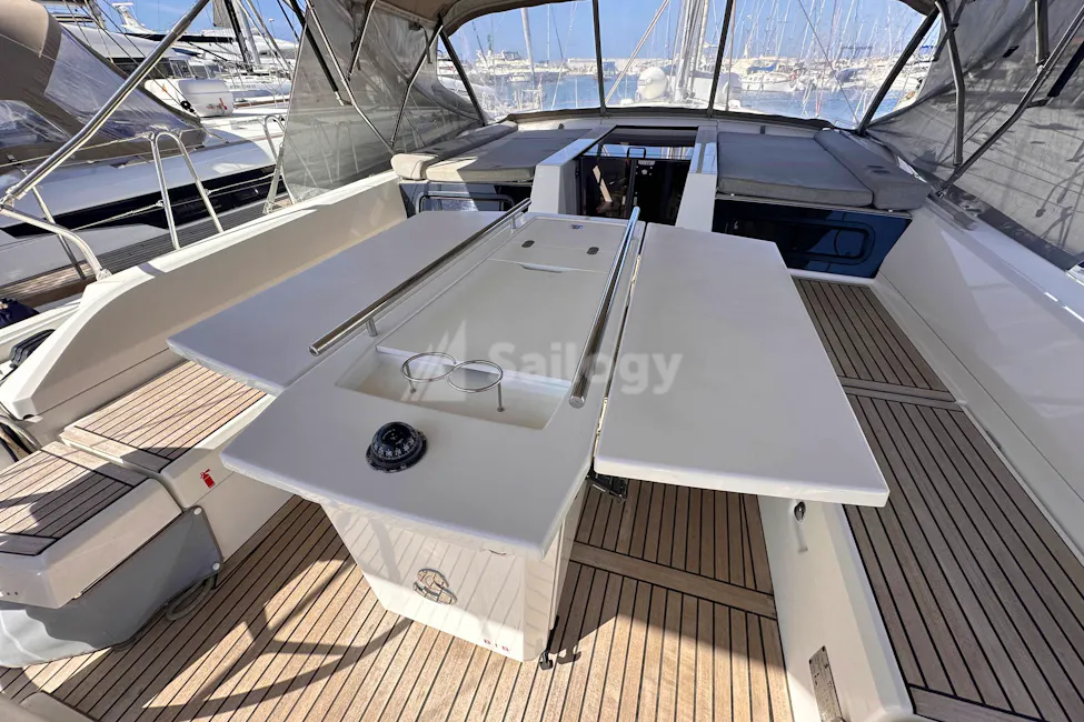 Beneteau Oceanis 51.1