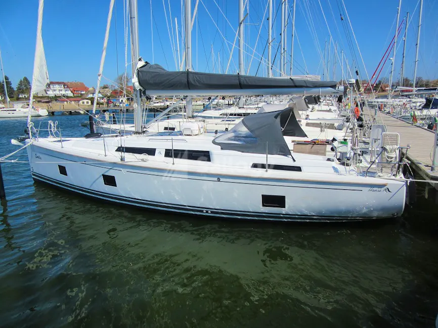 Hanse 418