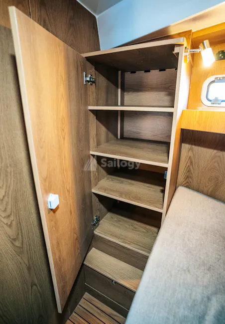 Nikhen Aquasun 34 Sedan