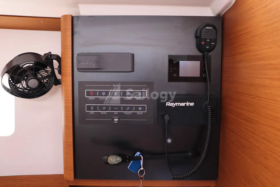 Jeanneau Sun Odyssey 380