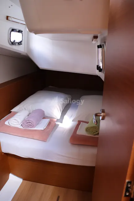 Jeanneau Sun Odyssey 380