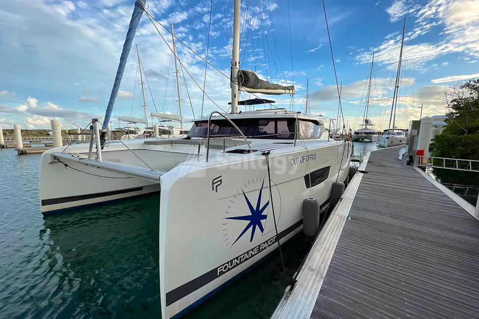 Fountaine Pajot Astrea 42