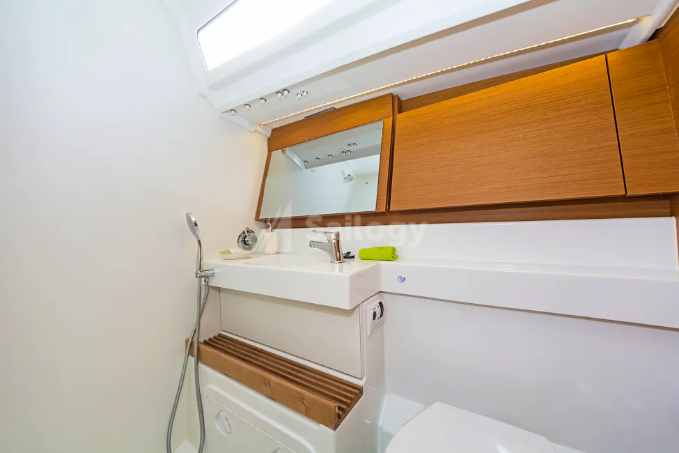 Jeanneau Sun Odyssey 440