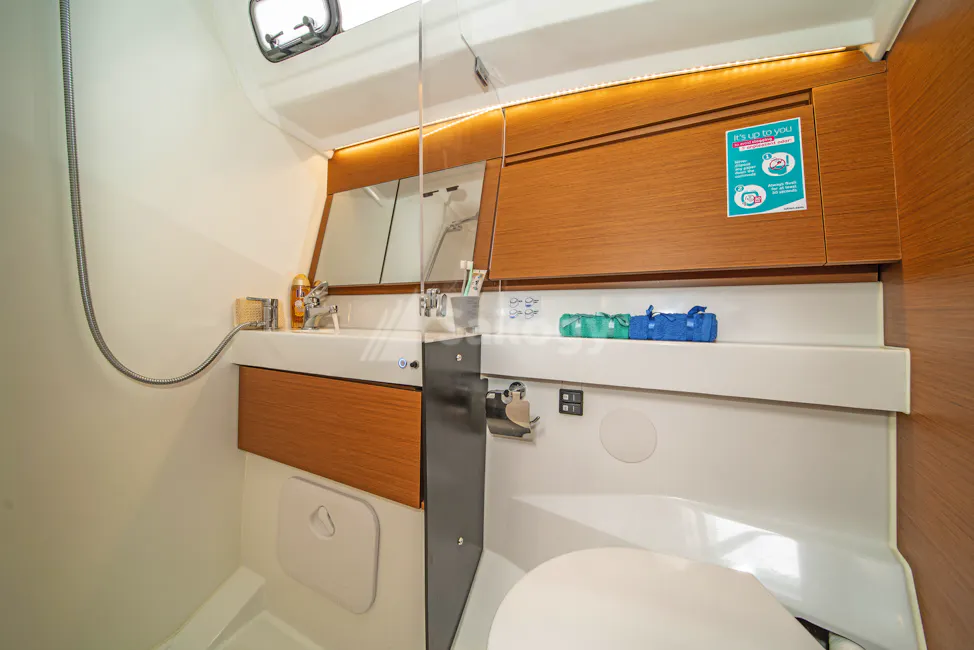 Jeanneau Sun Odyssey 410