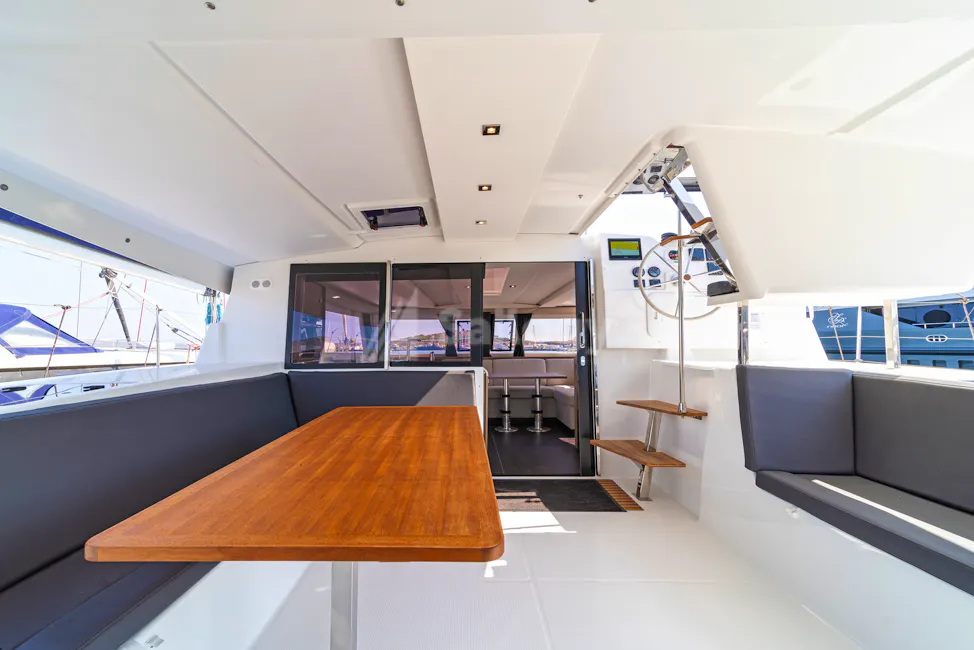 Fountaine Pajot Isla 40