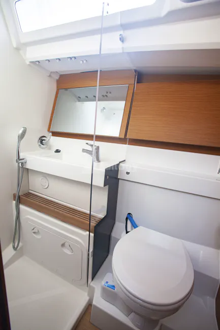 Jeanneau Sun Odyssey 440