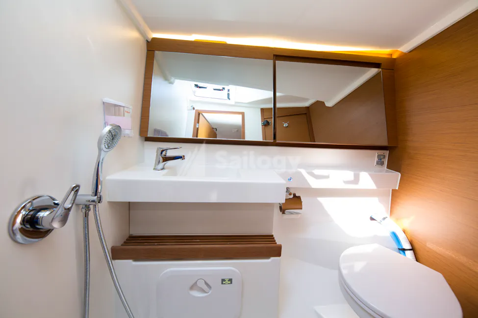 Jeanneau Sun Odyssey 440