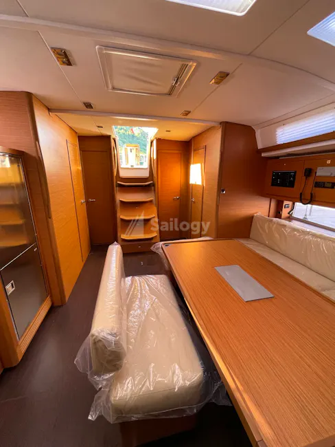 Dufour 470