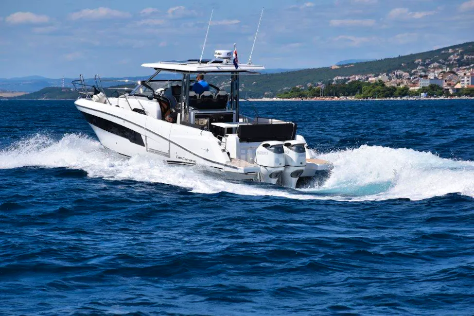 Jeanneau Cap Camarat 10.5 WA