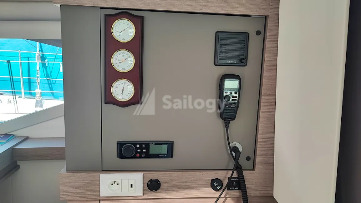 Fountaine Pajot Isla 40