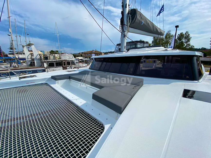 Fountaine Pajot Astrea 42