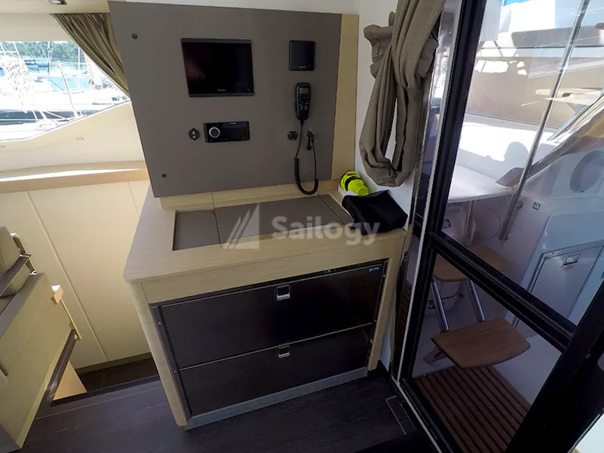 Fountaine Pajot Elba 45