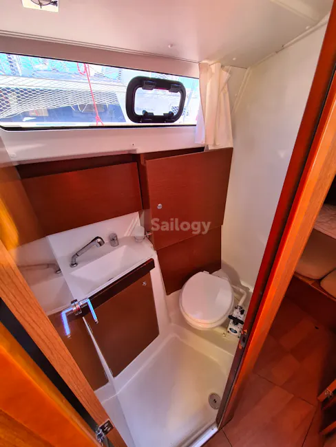 Beneteau Oceanis 35.1