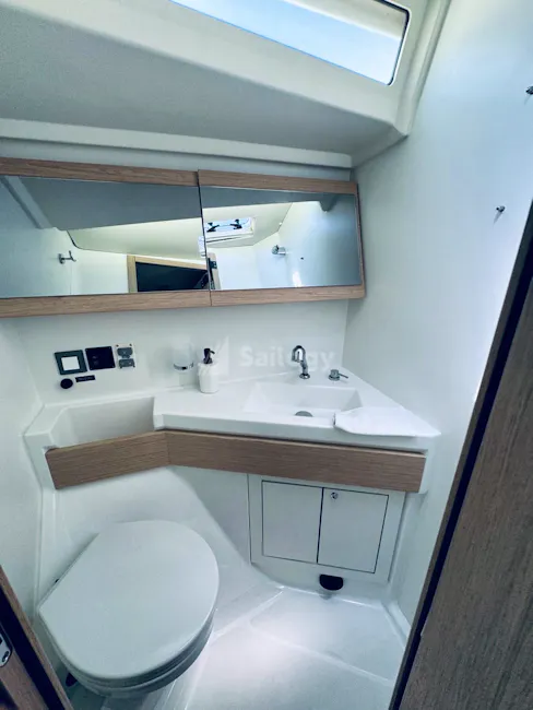 Beneteau Oceanis 46.1