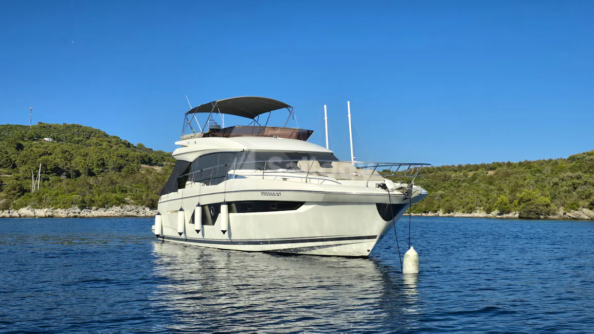 Prestige 520 Flybridge